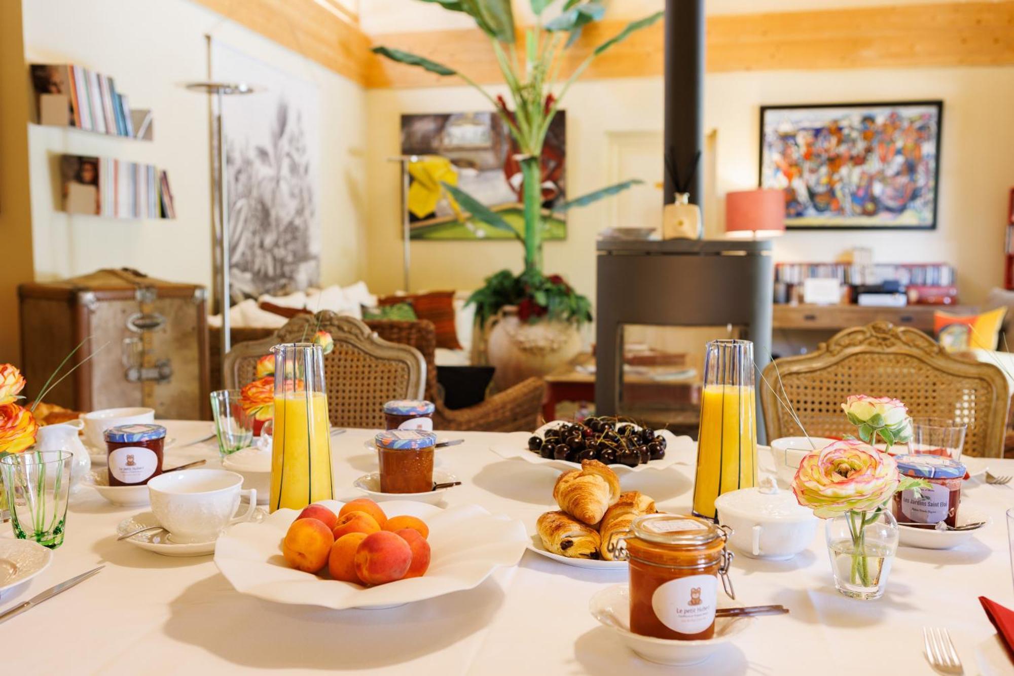 Maison D'Hotes Les Jardins Saint Eloi Le Lonzac Εξωτερικό φωτογραφία